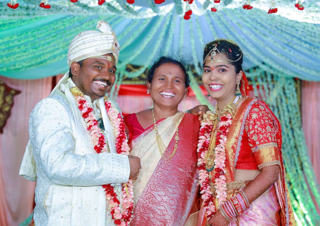 The Telugu Wedding couple shows love and affection to their parents, this beautiful picture captured by FramesFlow photography in Hyderabad